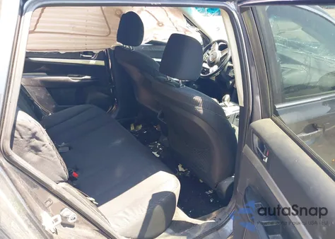 2011 Subaru Outback 2.5I Premium из США, поврежденный, VIN 4S4BRBCC1B3435977